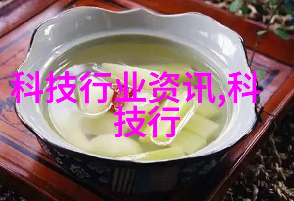 踢脚线从低调的装饰到高雅的艺术