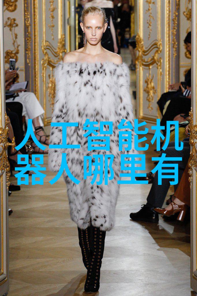 博物馆之夜人物携新款手机以数字光影演绎文化之美