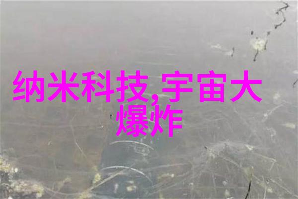 男生温柔举腿尝试品尝女生的新鲜草莓甜蜜体验夏日甜蜜的初次尝试