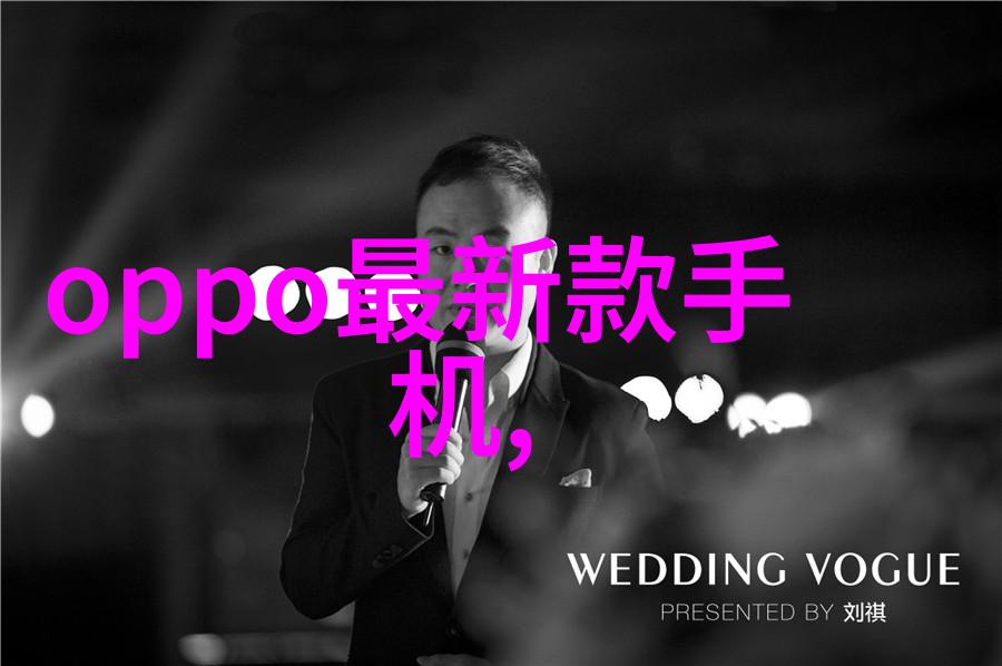 站在落地玻璃窗前做 - 碧波荡漾午后的一角生活诗篇