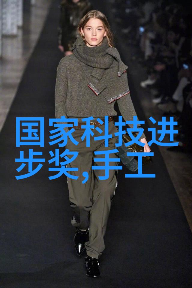 彩钢压瓦机铸就现代建筑的坚固基石